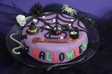 Gâteau d'Halloween aux globules de zombies