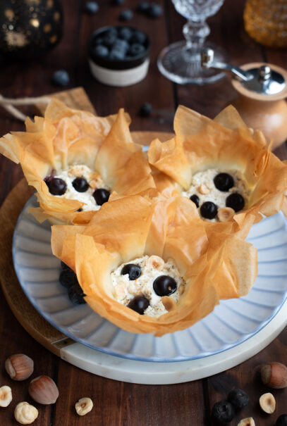 Mini corolles chèvre myrtilles noisettes pour l'apéro