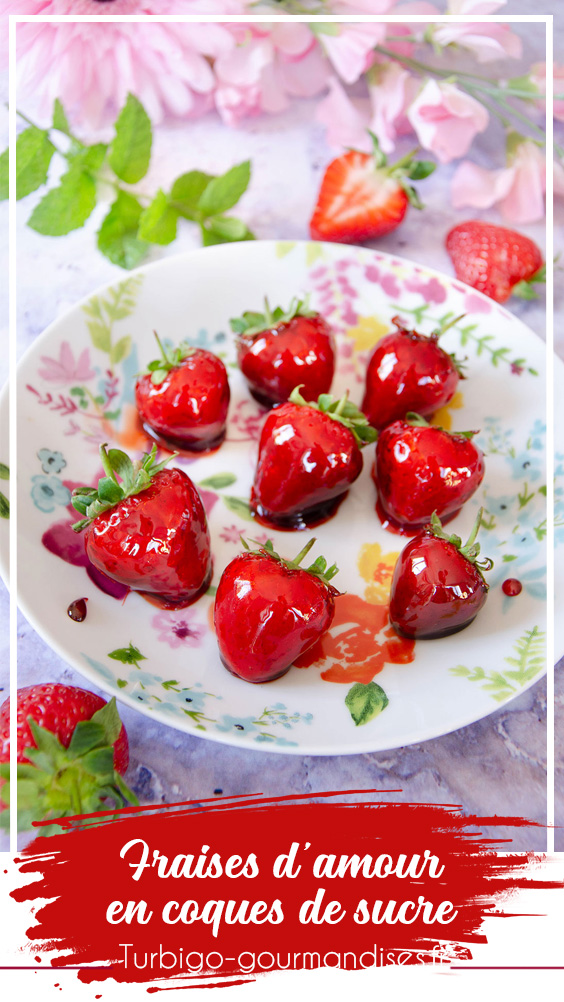 Fraises en coques de sucre