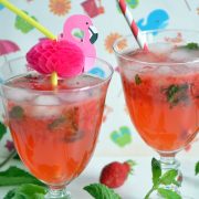 Cocktail Cointreau Fizz fraises menthe