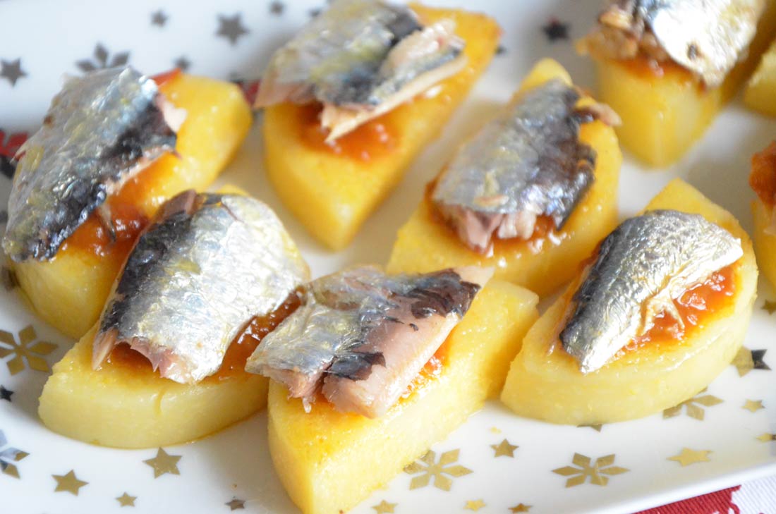 délicieux palets de polenta et sardines de garde
