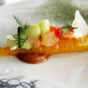 Saumon de Norvège mariné croc'carotte et crème mentholée