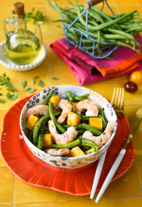 Salade de haricots verts mangue et crevettes
