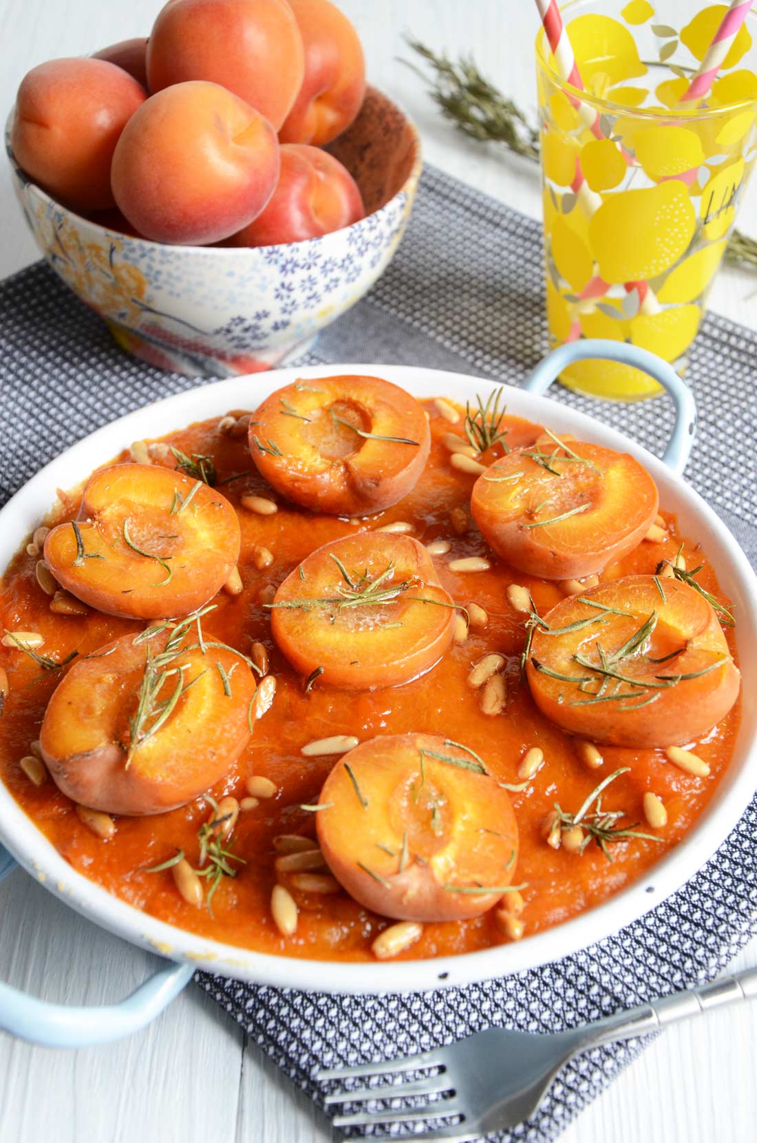clafoutis abricots romarin pignons maison
