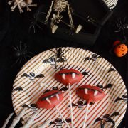 Bouches de vampire à croquer chocolat pâte d'amande pour halloween