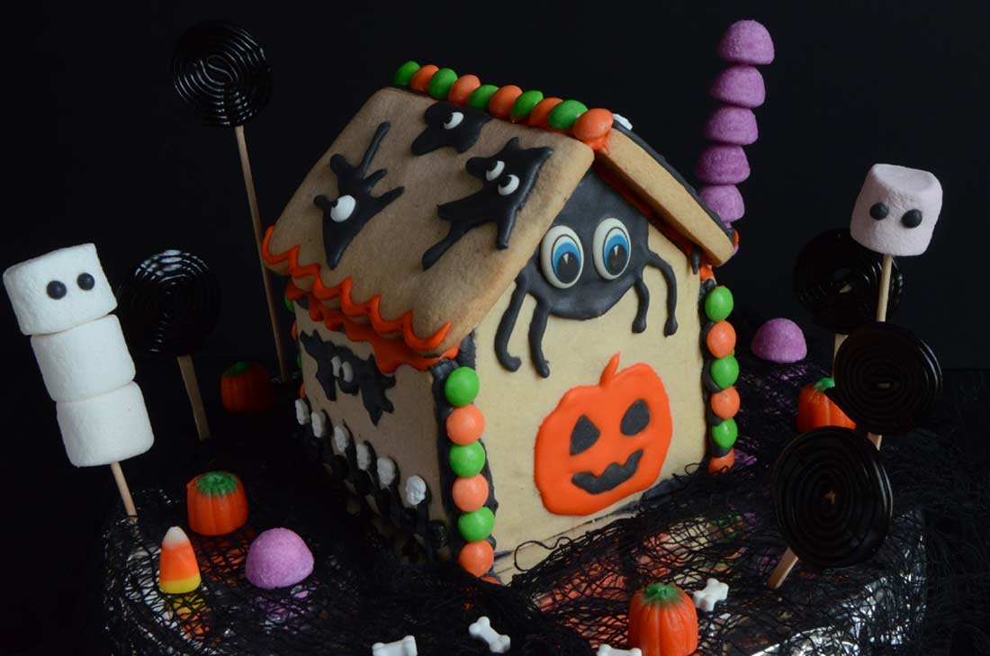 Maison en pain d'épices version Halloween