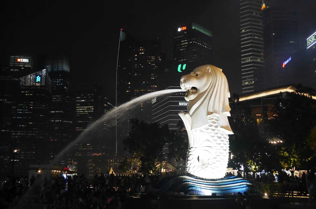 Sculpture fontaine Merlion à Singapour