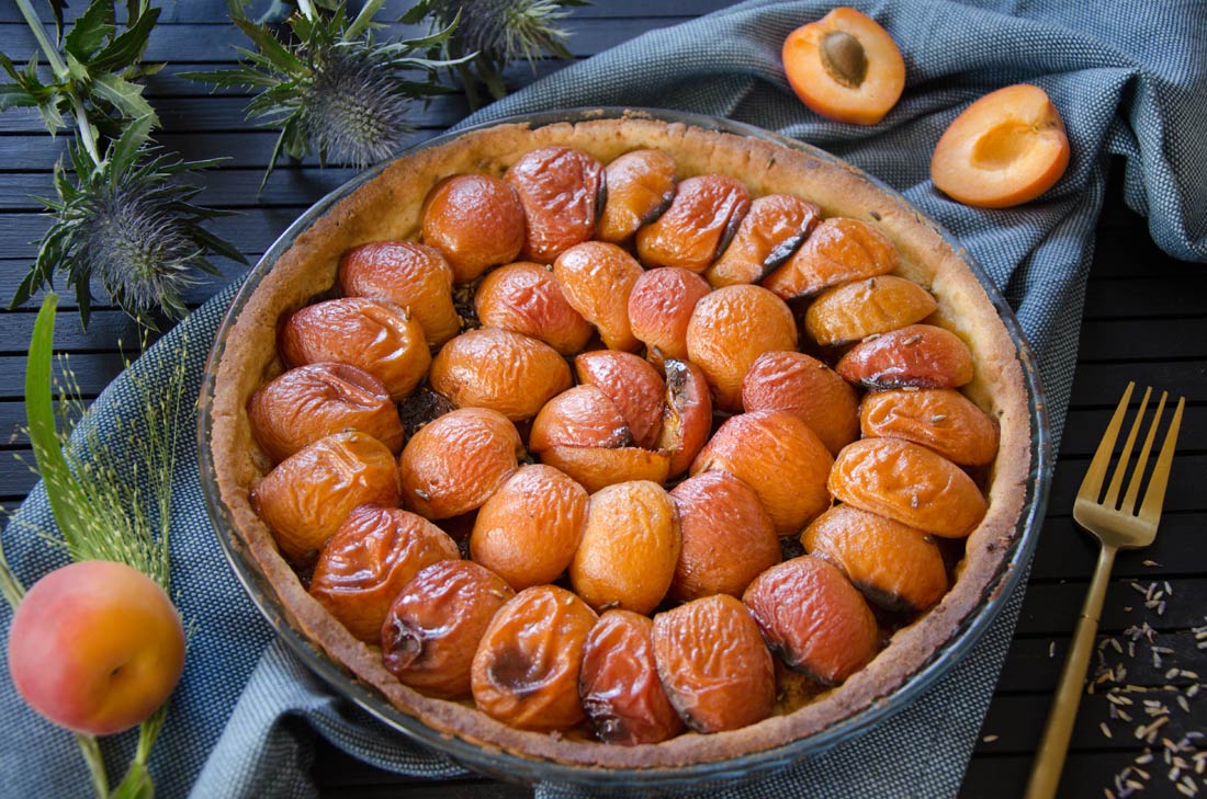 Tarte abricots lavande fait maison