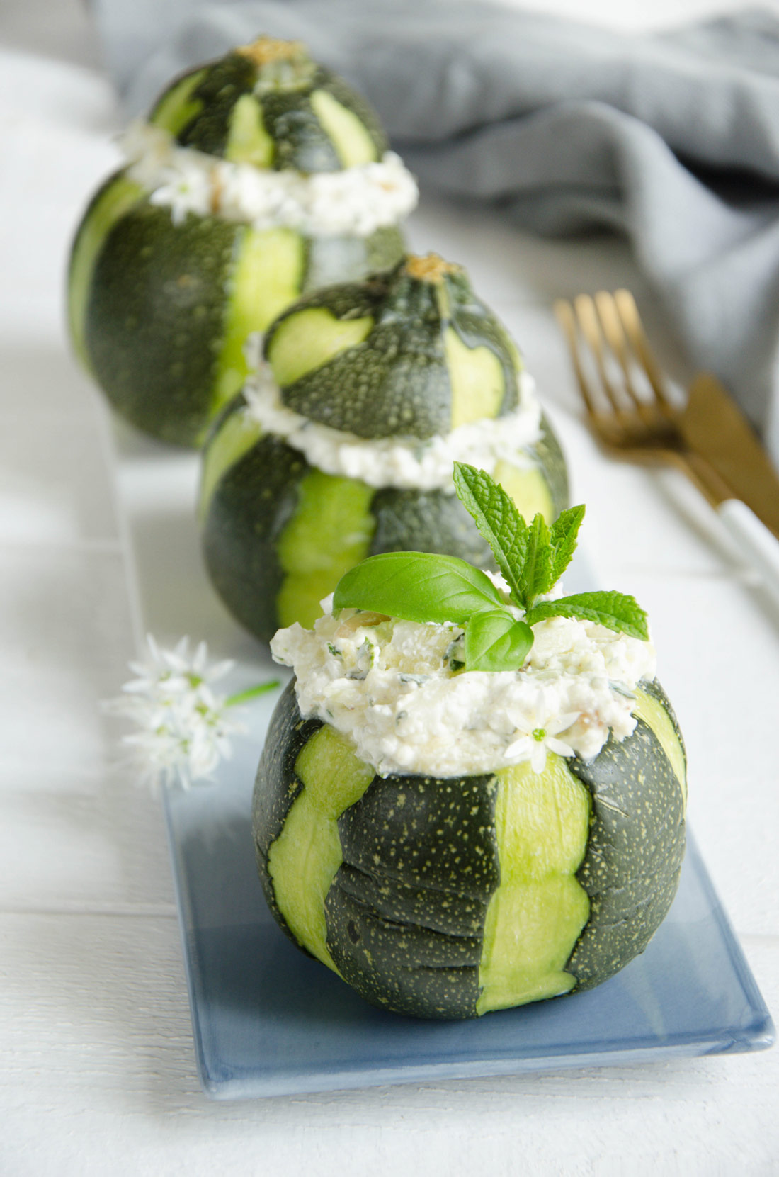Courgettes cottage cheese chèvre basilic