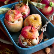 Recette facile de Pommes au four aux fruits secs