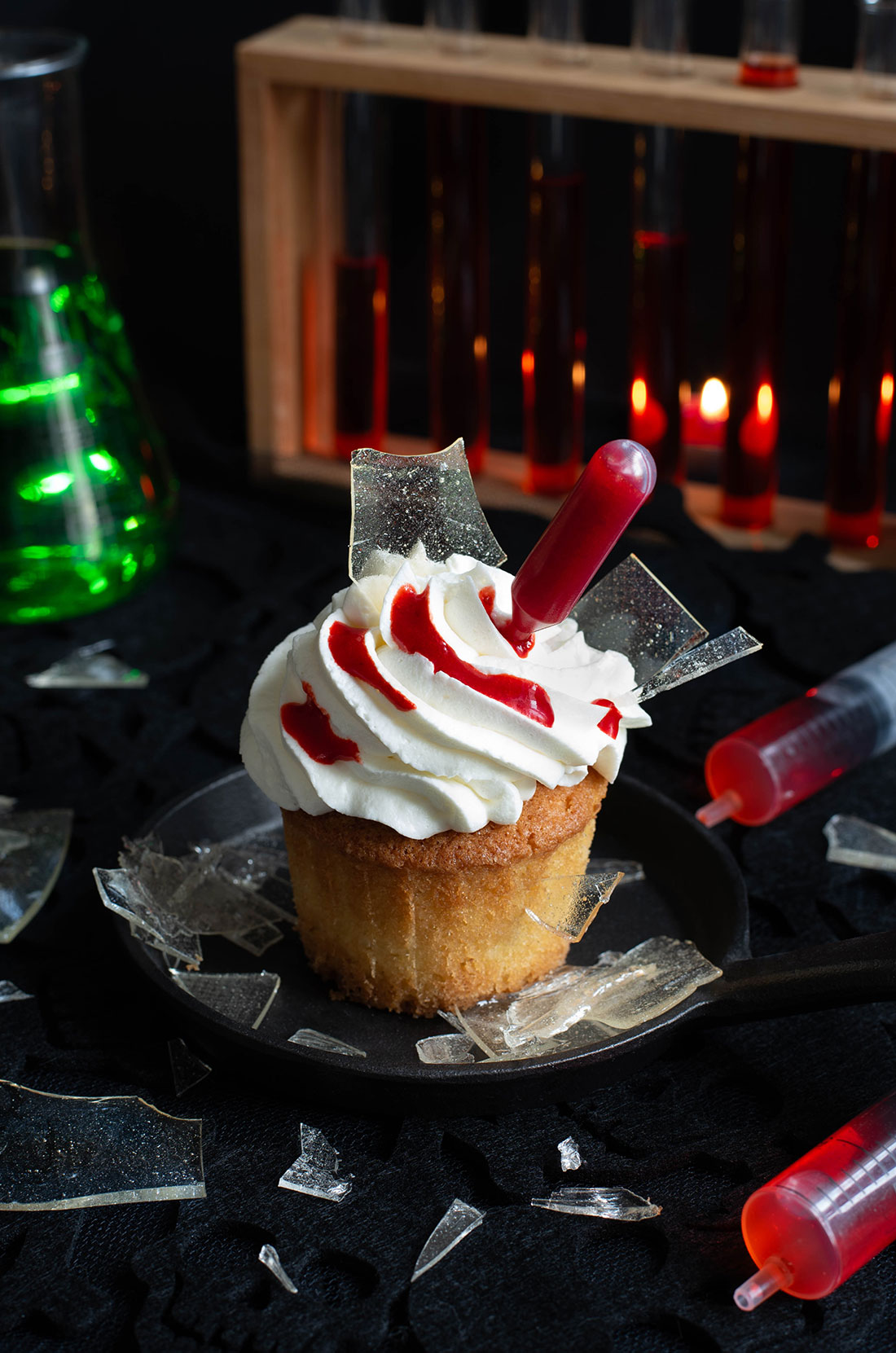 Pour un chouette biffet d'Halloween : voici les cupcakes Dexter